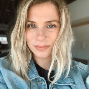 Meet your Posher, Christin